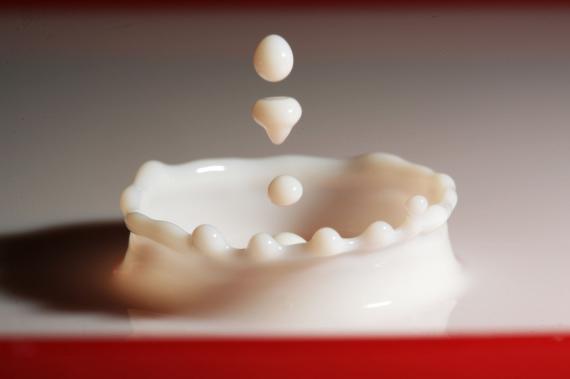 Anne sütü virüsleri öldürüyor