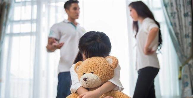 Anne ve babalara uyarı! Başarılı ve zayıf karnede bu hatalara dikkat