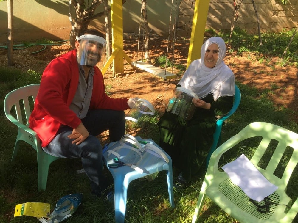 Anne yüreği korona virüse karşı kolları sıvadı 