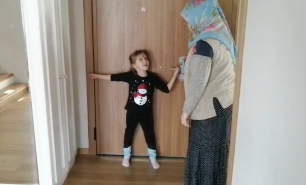 Anneanne ve torunundan ’Evde kal Türkiye’ videosu 