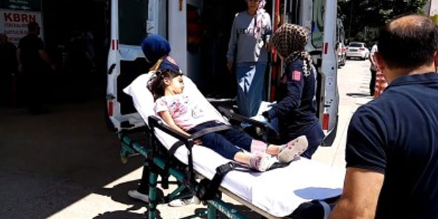 Anneler ve babalar dikkat! Şarjdaki telefonu çıkartırken elektrik akımına kapıldı