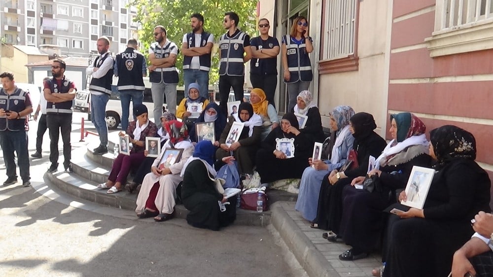 Annelerin direnişi devam ediyor 
