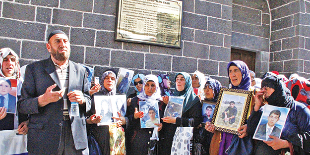 Annelerin kandil duası