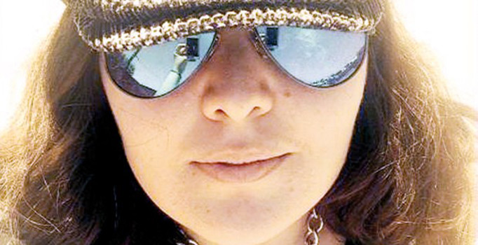 'Annemi kedi yüzünden öldürdüm'