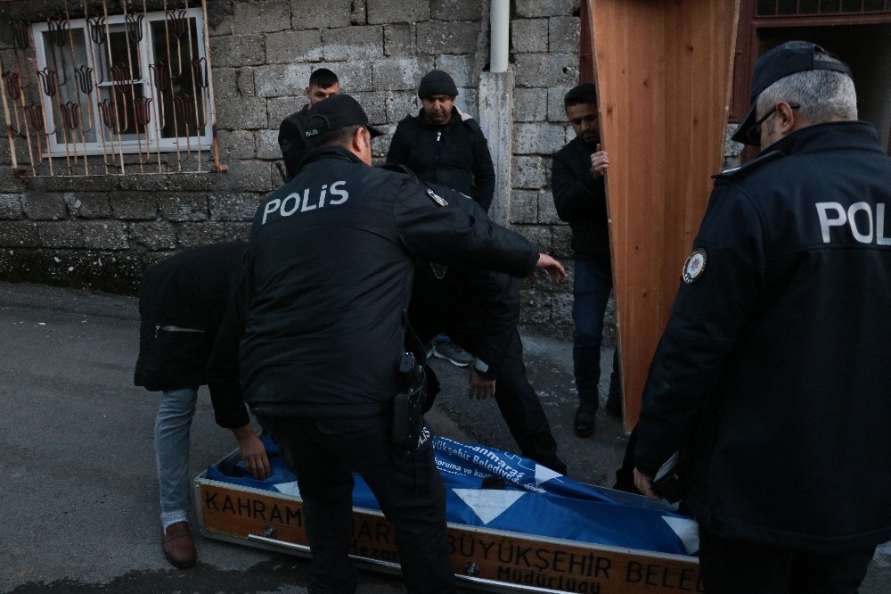 Annesi, ölmemesi için çabaladı ancak başarılı olamadı 