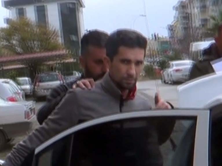 Annesini boğarak öldüren zanlı tutuklandı 