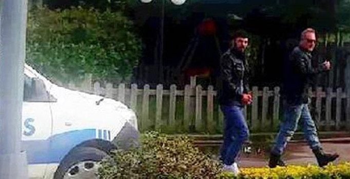 Annesini boynundan bıçaklayıp öldürdü... Amacım korkutmaktı dedi