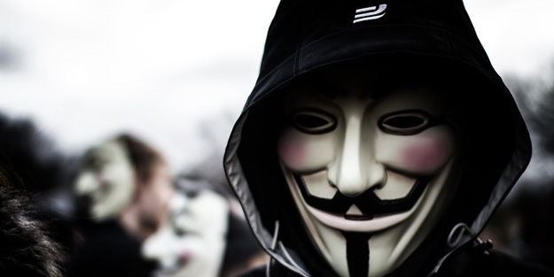 Anonymous IŞİD terör örgütünün hesaplarını bloke etti