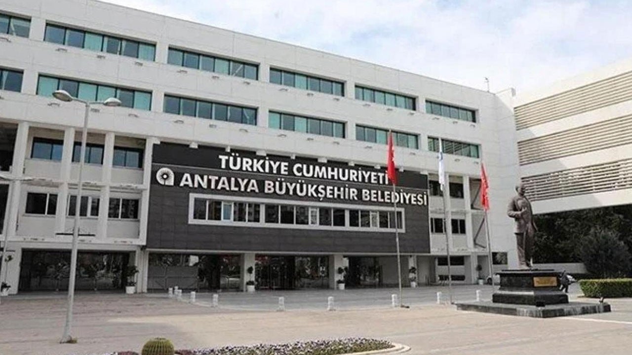 Antalya Büyükşehir Belediyesi'ne yönelik soruşturmada 5 tutuklama daha