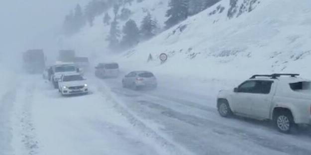 Antalya-Konya karayolu tüm araç trafiğine açıldı