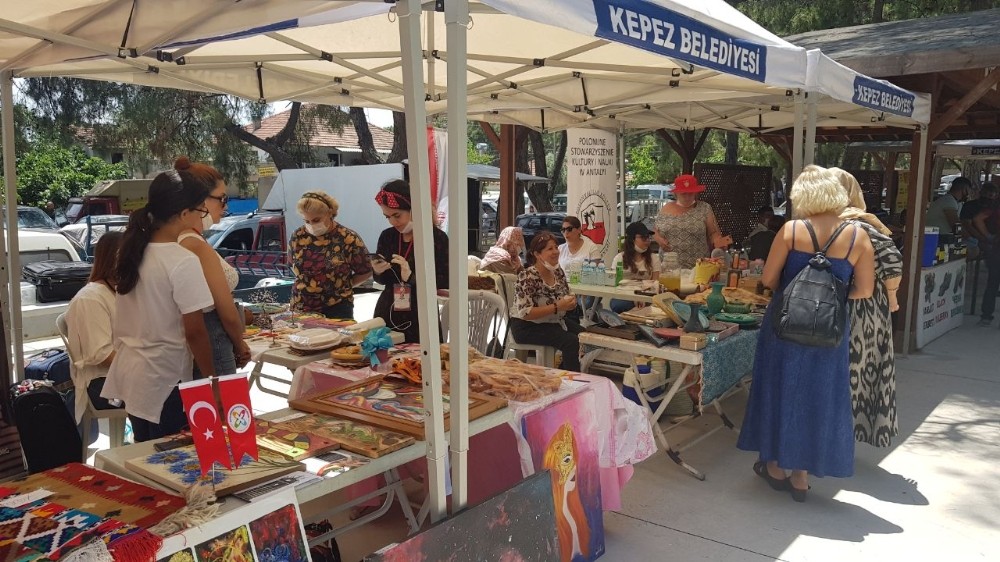 Antalya Köy Pazarı, kapılarını açtı 