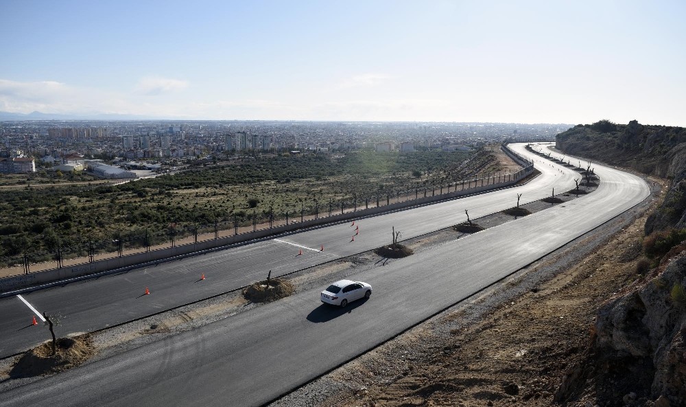 Antalya manzaralı bulvara Türkeş’in ismi verildi 