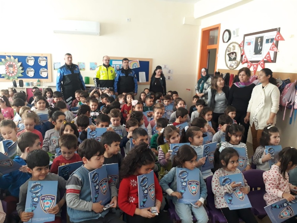 Antalya Polisinden öğrenci ve öğretmenlere bilgilendirme semineri 