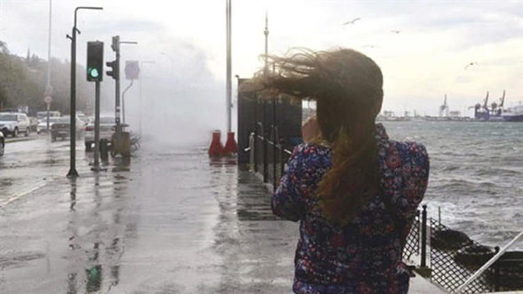 Antalya Valiliğinden uyarı: Okullar tatil...