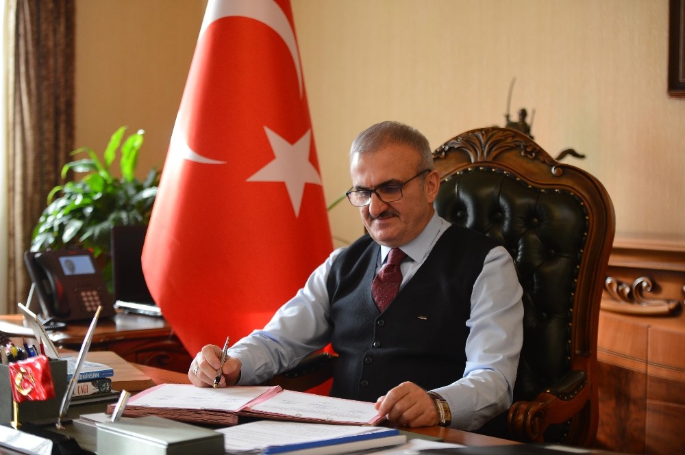 Antalya Valisi: 