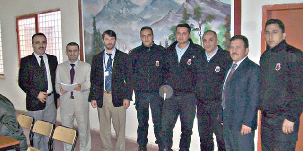 Antalya Cezaevi’ndeki mahkûmlar ilmihal yarışmasında ter döktü