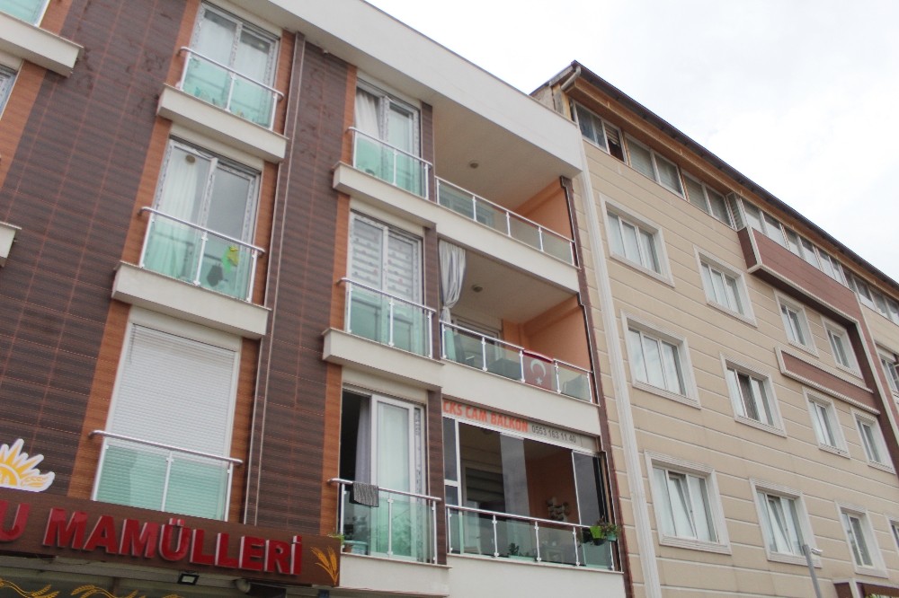 Antalya’da 22 yaşındaki gencin şüpheli ölümü 