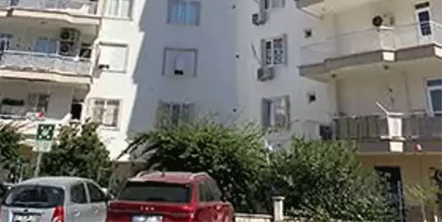 Antalya'da avukat evinde ölü bulundu!