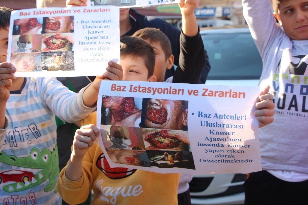 Antalya’da ’baz istasyonu’ tepkisi 
