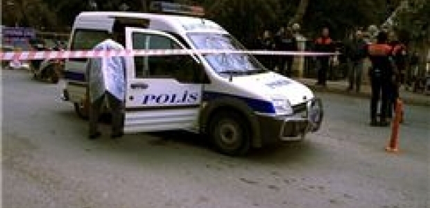 Cami bahçesinde patlama!