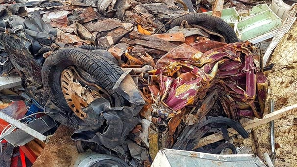 Antalya'da çekiciyle çaldıkları otomobili presleyip hurda olarak sattılar!