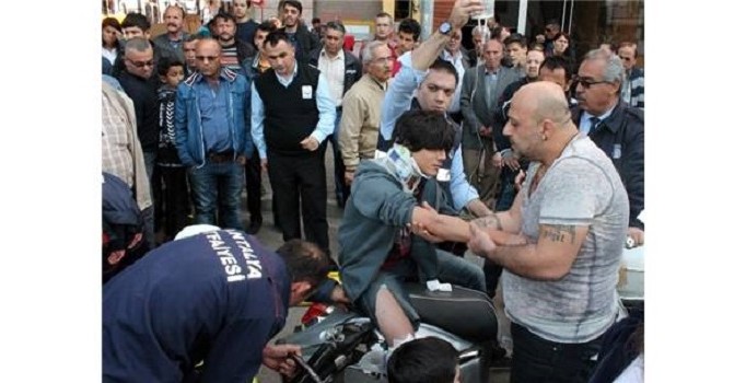 Antalya'da çocuğun bacağına demir saplandı