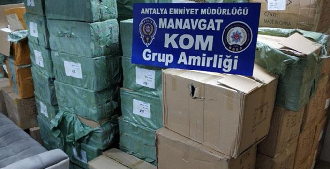 Antalya'da çok sayıda elektronik malzeme ele geçirildi