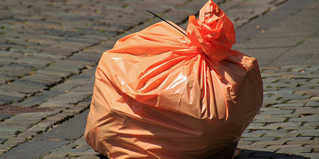 Antalya'da dehşet! 5. kattan poşetin içinde bebek atıldı