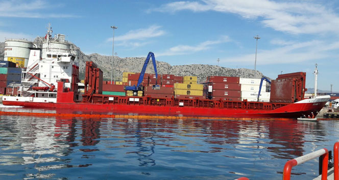 Antalya'da denizi kirleten gemiye 58 bin TL ceza