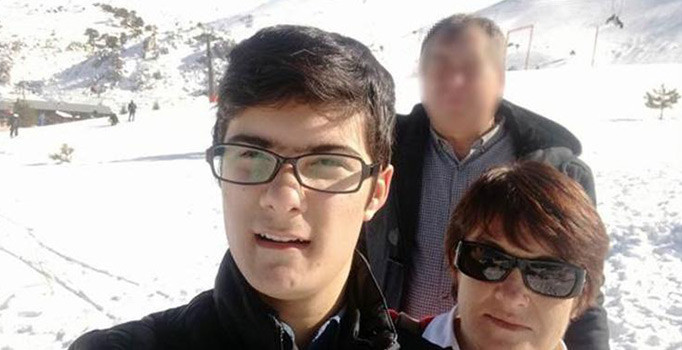 Antalya’da doktor anne ve oğlu evde ölü bulundu