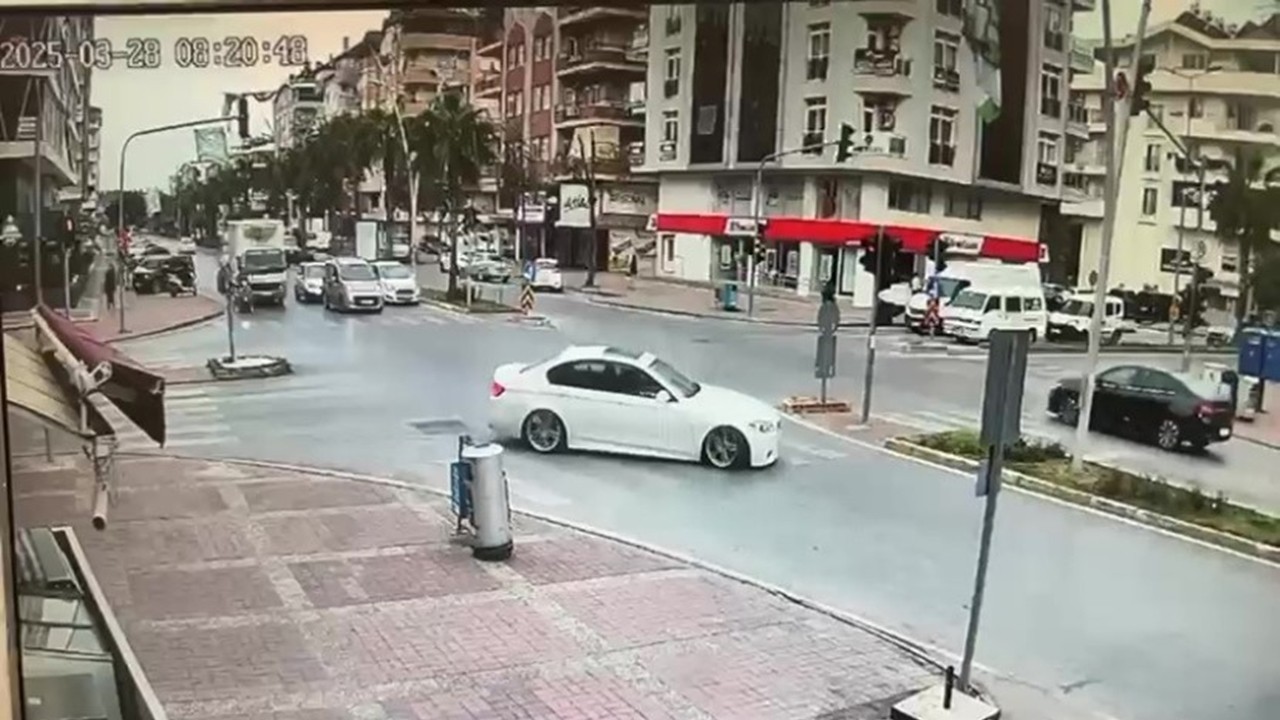 Antalya'da drift atan sürücüye 46 bin lira ceza