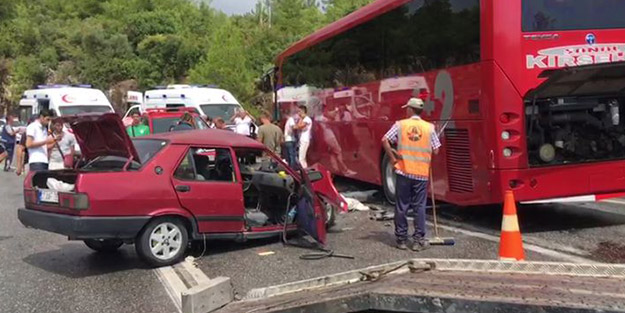 Antalya’da feci kaza! 1’i ağır 5 yaralı