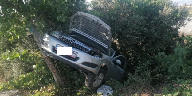 Antalya'da feci kaza! 3 kişi şoka girdi