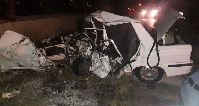 Antalya’da feci kaza: 3 ölü, 2 yaralı