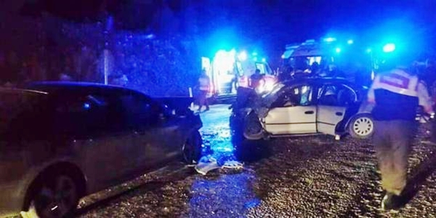 Antalya’da feci kaza: 3 ölü, 3 yaralı