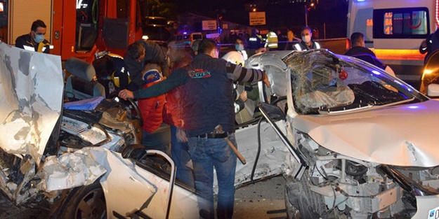 Antalya'da feci kaza! Ölüler ve yaralılar var