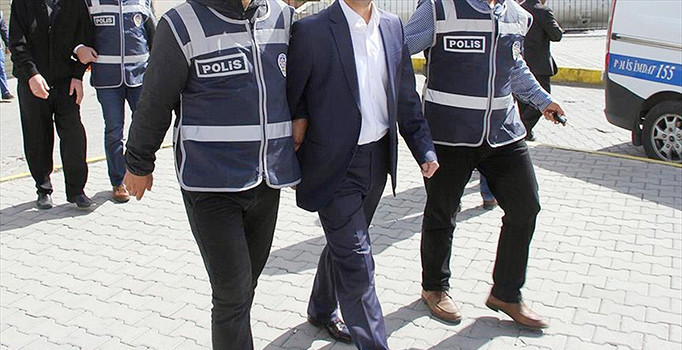 Antalya’da FETÖ/PDY operasyonu: 10 kişi gözaltına alındı