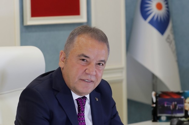 Antalya’da hamile ve kronik hastalığı bulunan personele iki hafta idari izin 