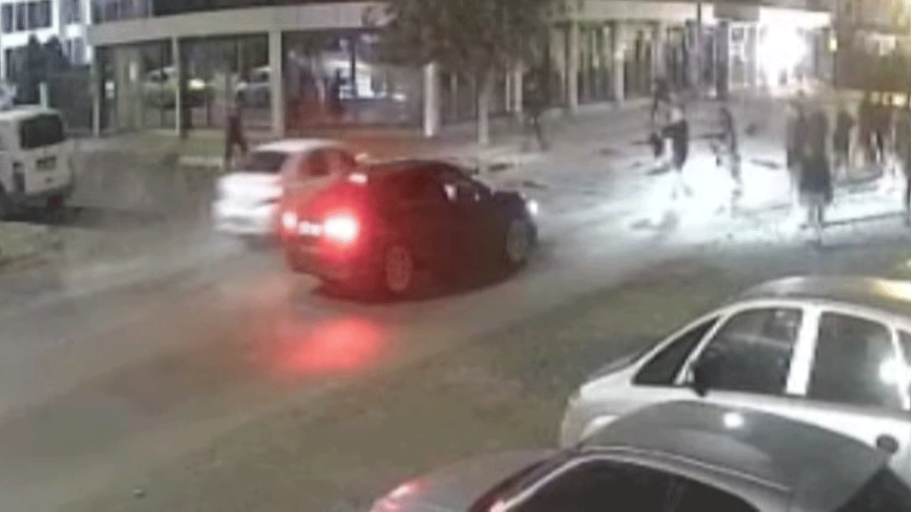 Antalya'da hareketli gece! Emniyet müdürünün üzerine araç sürdü!