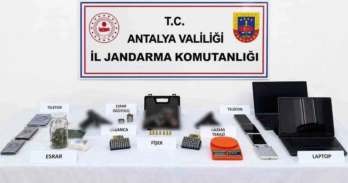 Antalya'da jandarmadan uyuşturucu operasyonu: 5 şüpheli gözaltına alındı