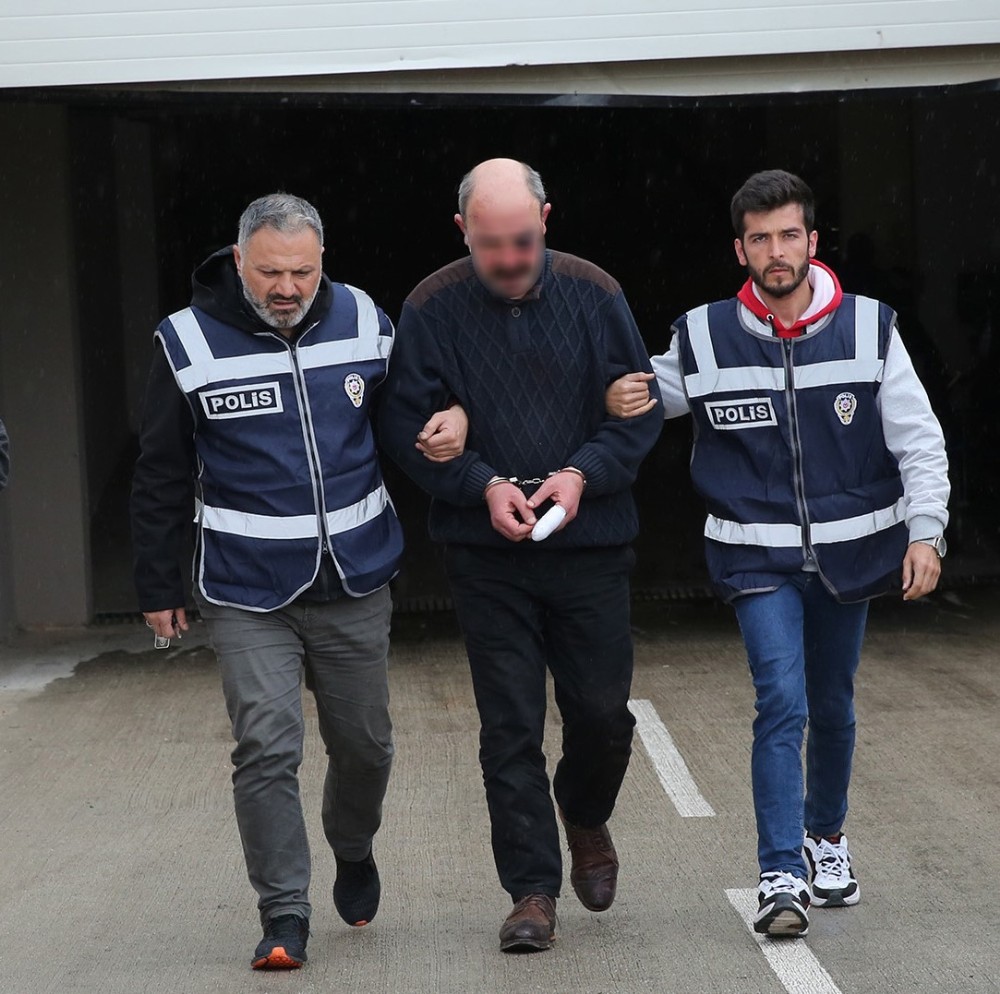 Antalya’da ’kadın müşteriye bakma’ cinayeti 