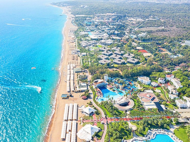 Denetimi bypass eden kamu arazisindeki 5 yıldızlı oteller aslında Türk milletine borçlu: ANTOP, "Bütün pazarlarda tek fiyat" uygulamasına geçti Otellerde "milliyet farkı" ANTOP’u isyan ettirdi