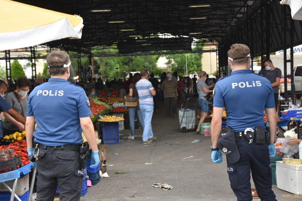 Antalya’da kısıtlamaları ihlal edenlere 64 bin 932 TL ceza 