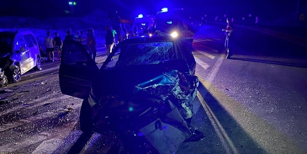 Antalya'da korkunç kaza! Çok sayıda yaralı var