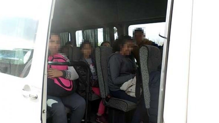 Antalya'da korsan servisle öğrenci taşırken alkollü yakalandı