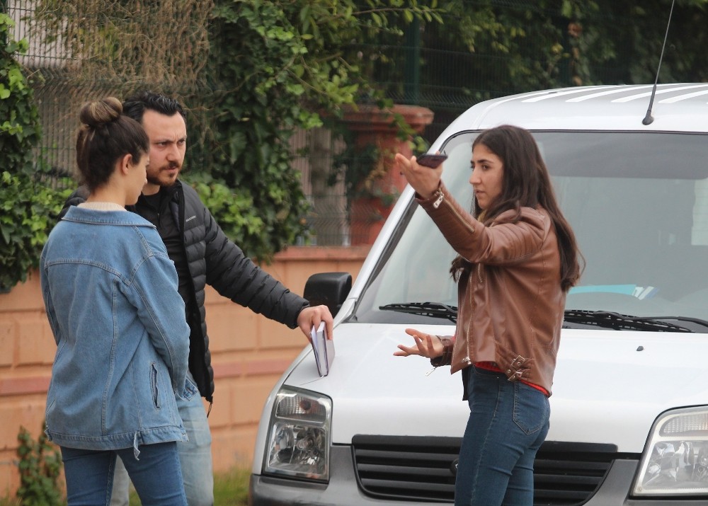 Antalya’da lise öğrencisine kapkaç şoku 
