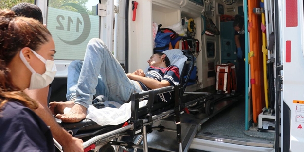 Antalya'da madde kullanan şahıs bıçaklandığını 1 saat sonra fark etti