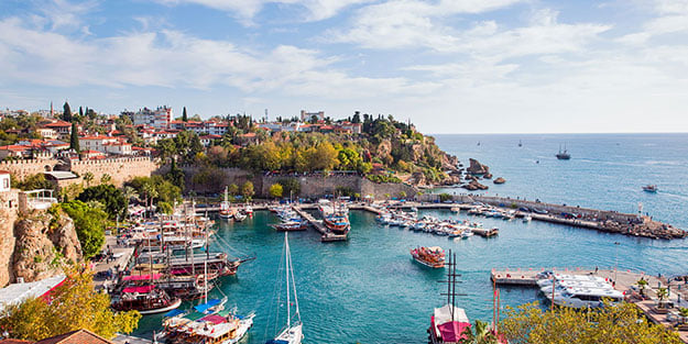 Antalya'da mart ayında deniz sezonu açıldı