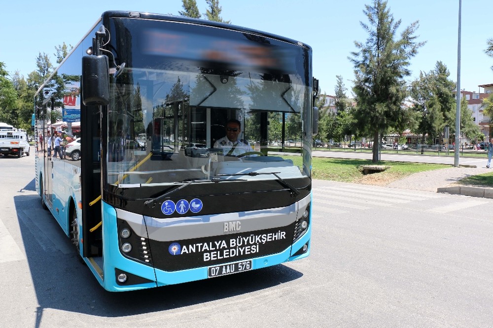 Antalya’da öğrenci kartlarında 28 yaş sınırı bugün başladı 
