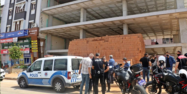 Antalya'da polisle şüpheliler arasında kovalamaca